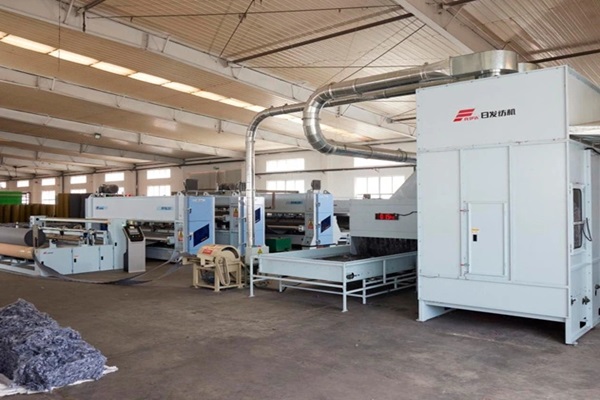 non-woven-punching-machine-2.jpg